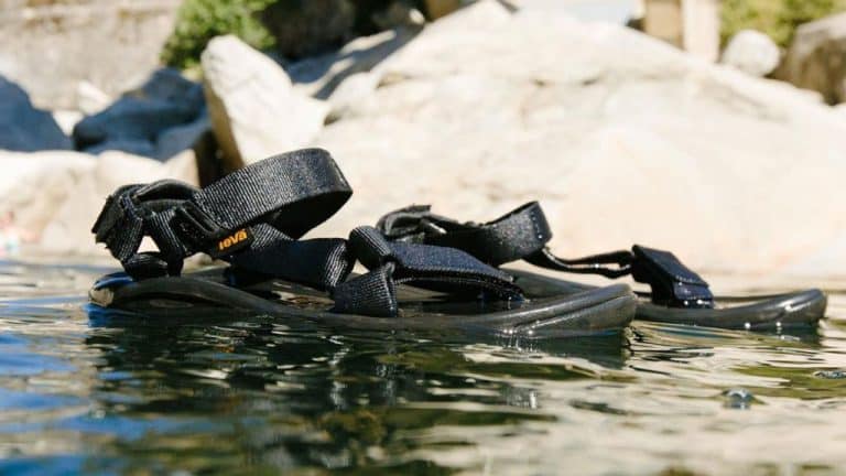 Ventajas de usar sandalias para caminar