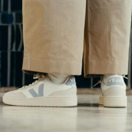Veja V-90 white steel