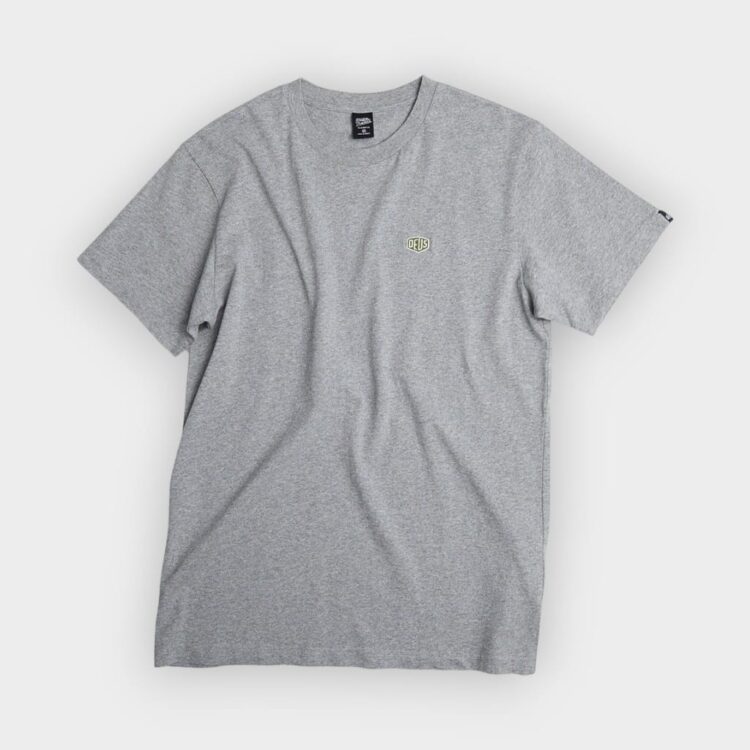 Camiseta Deus Shield grey