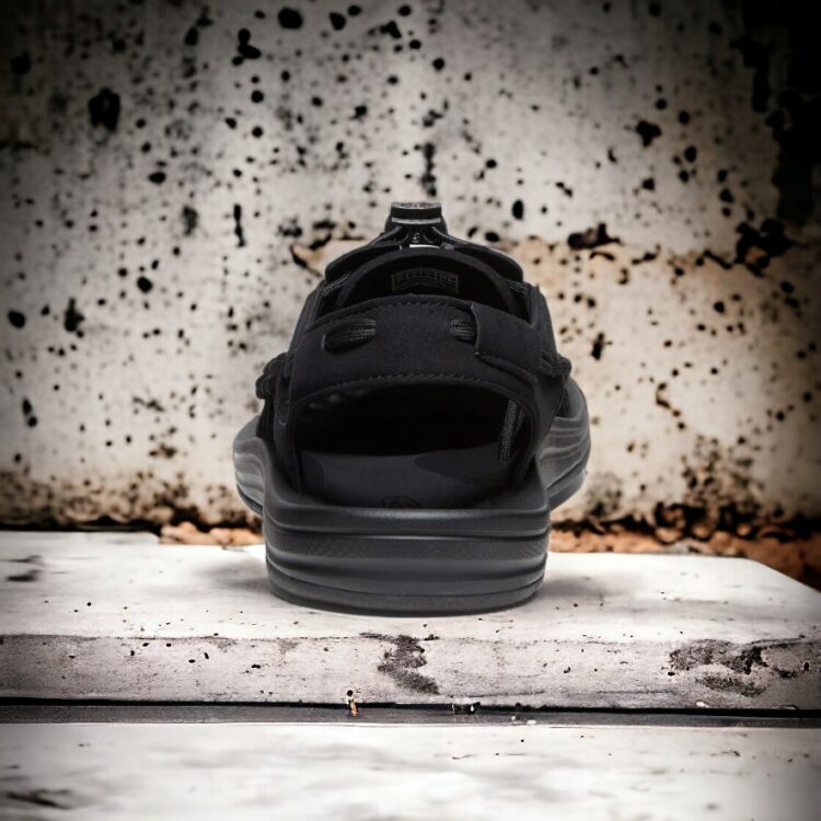 chanclas Keen Uneek black