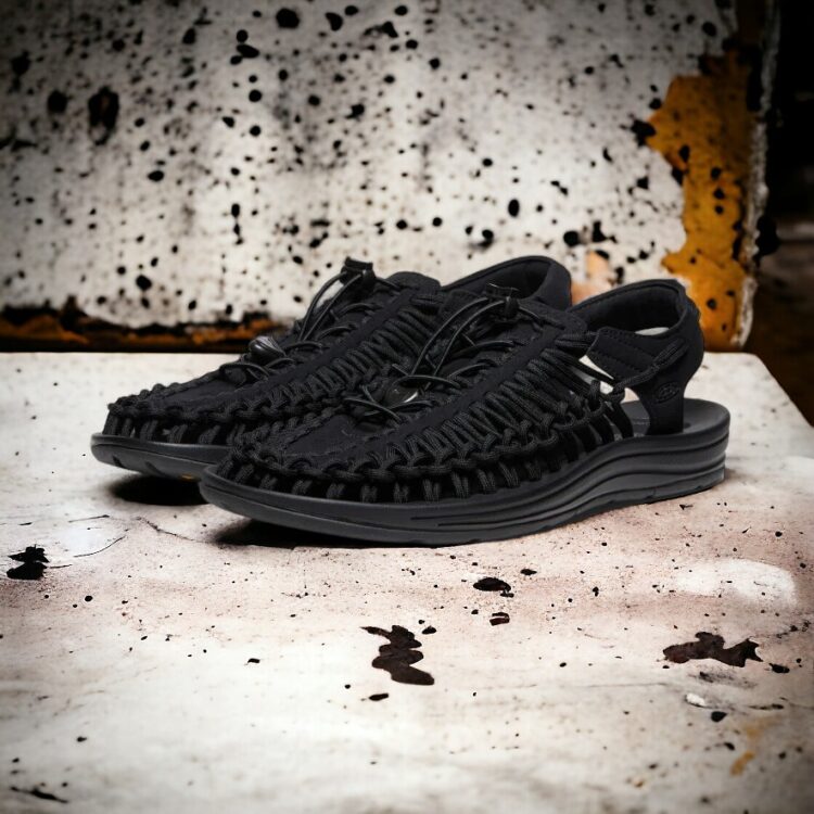 zapatillas Keen Uneek black