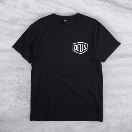 Camiseta Deus Ex Machina black logo