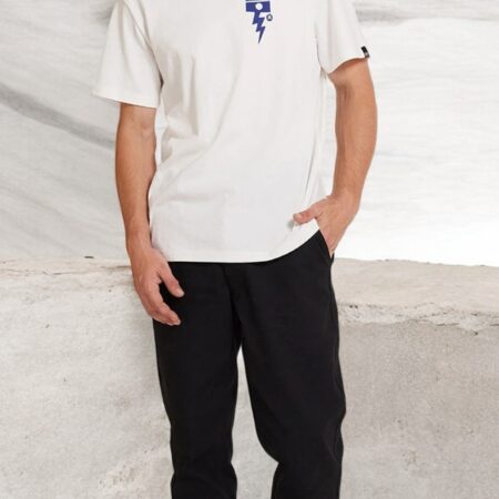 Camiseta Deus Pisstin white