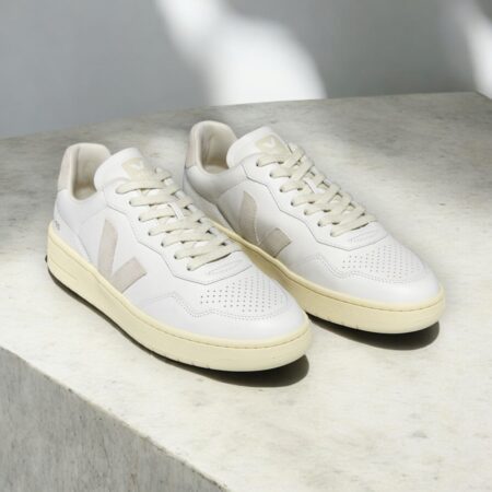 Veja V-90 white natural