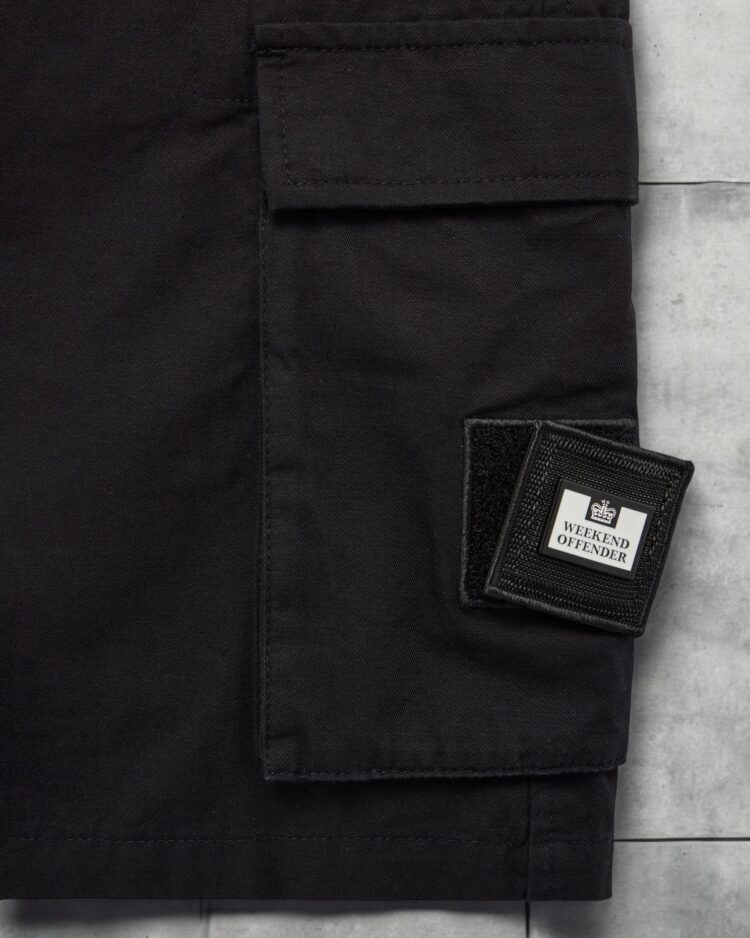 cargo corto Mascia black