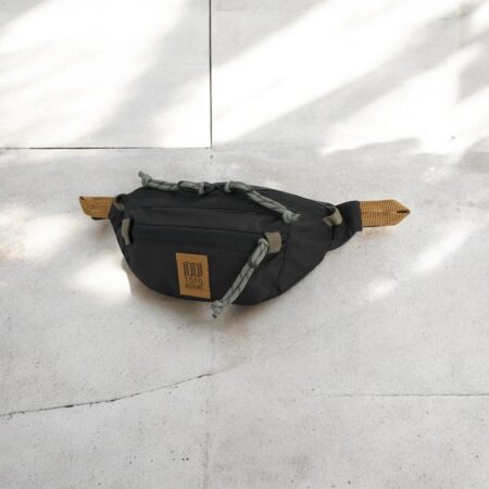 riñonera Mountain black neutral