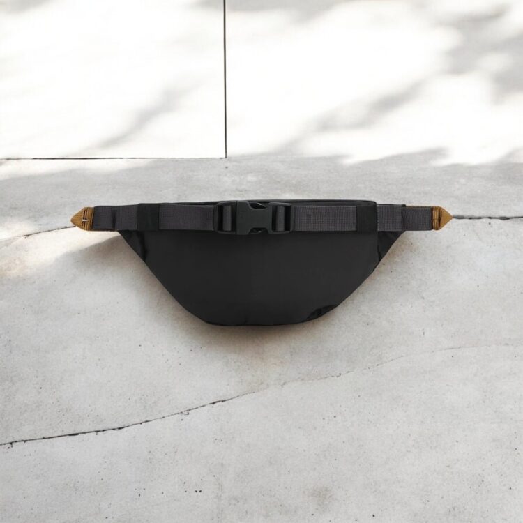 riñonera Mountain black neutral