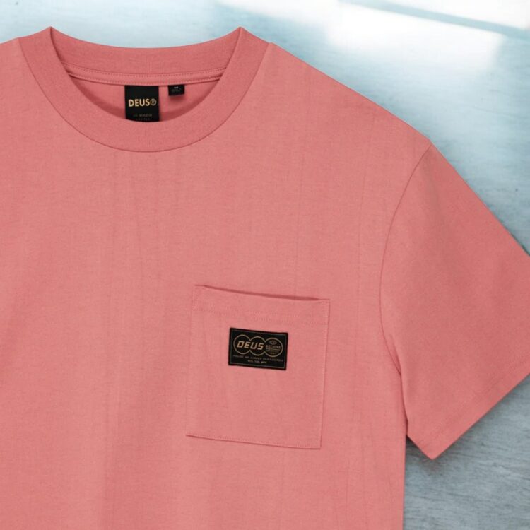 Camiseta Deus Terrace pocket