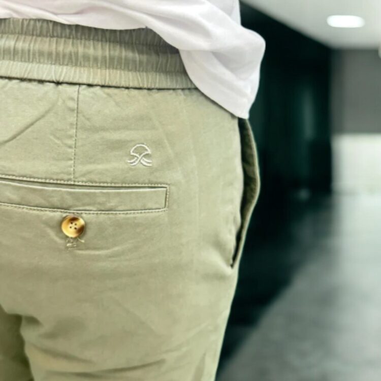 pantalón Medusa Jogger caqui