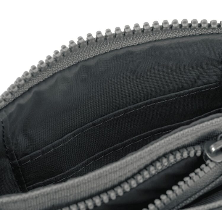 Cartera Roka Carnaby stormy recycled canvas