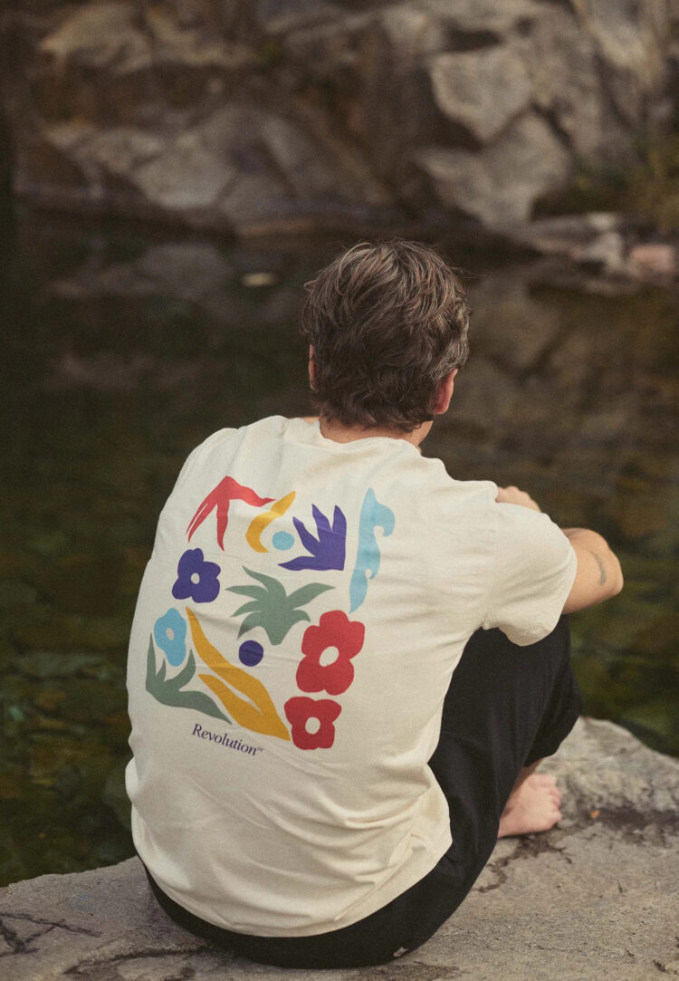 Revolution camiseta FLO offwhite