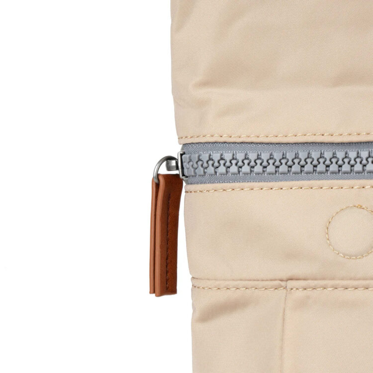 Mochila Roka Canfield sand