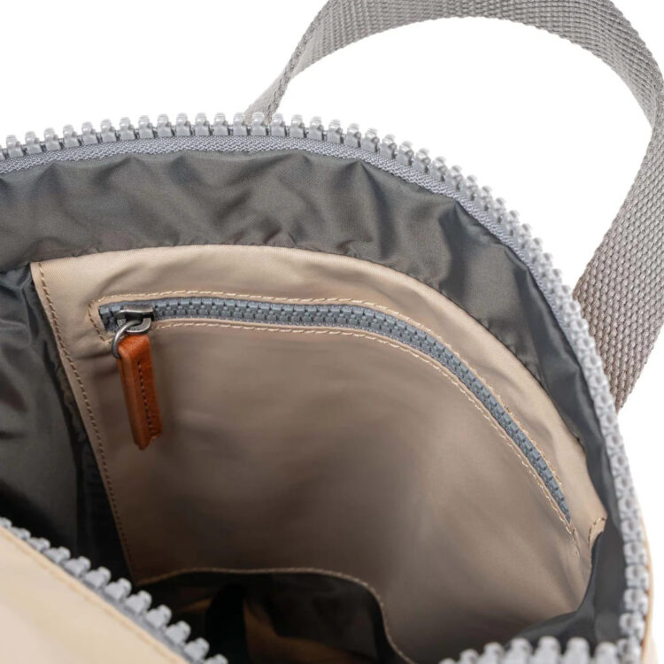 Mochila Roka Canfield sand