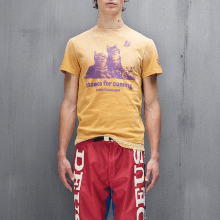 Camiseta Deus Ostinato sunflower