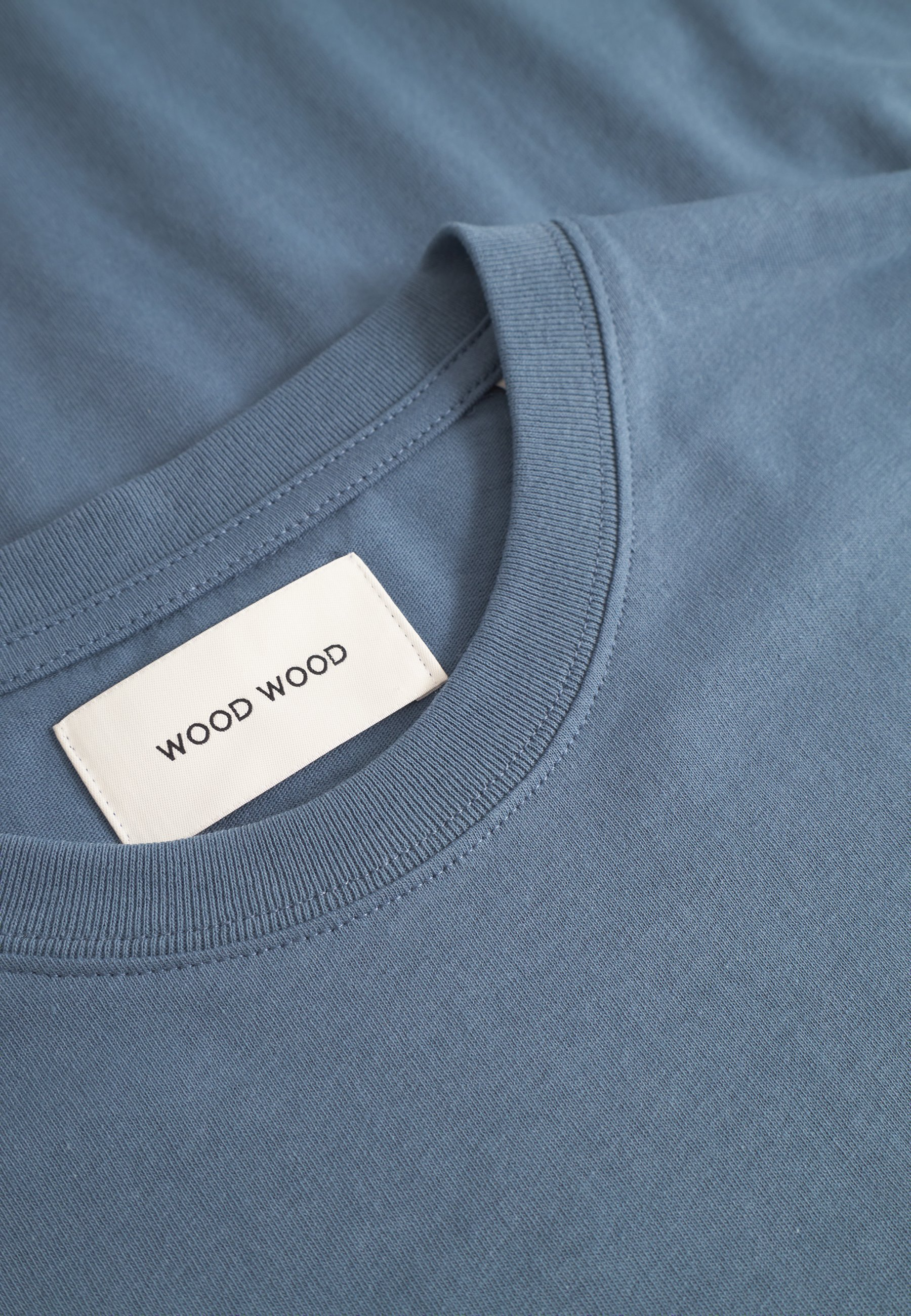 camiseta WWBobby pocket bluefin