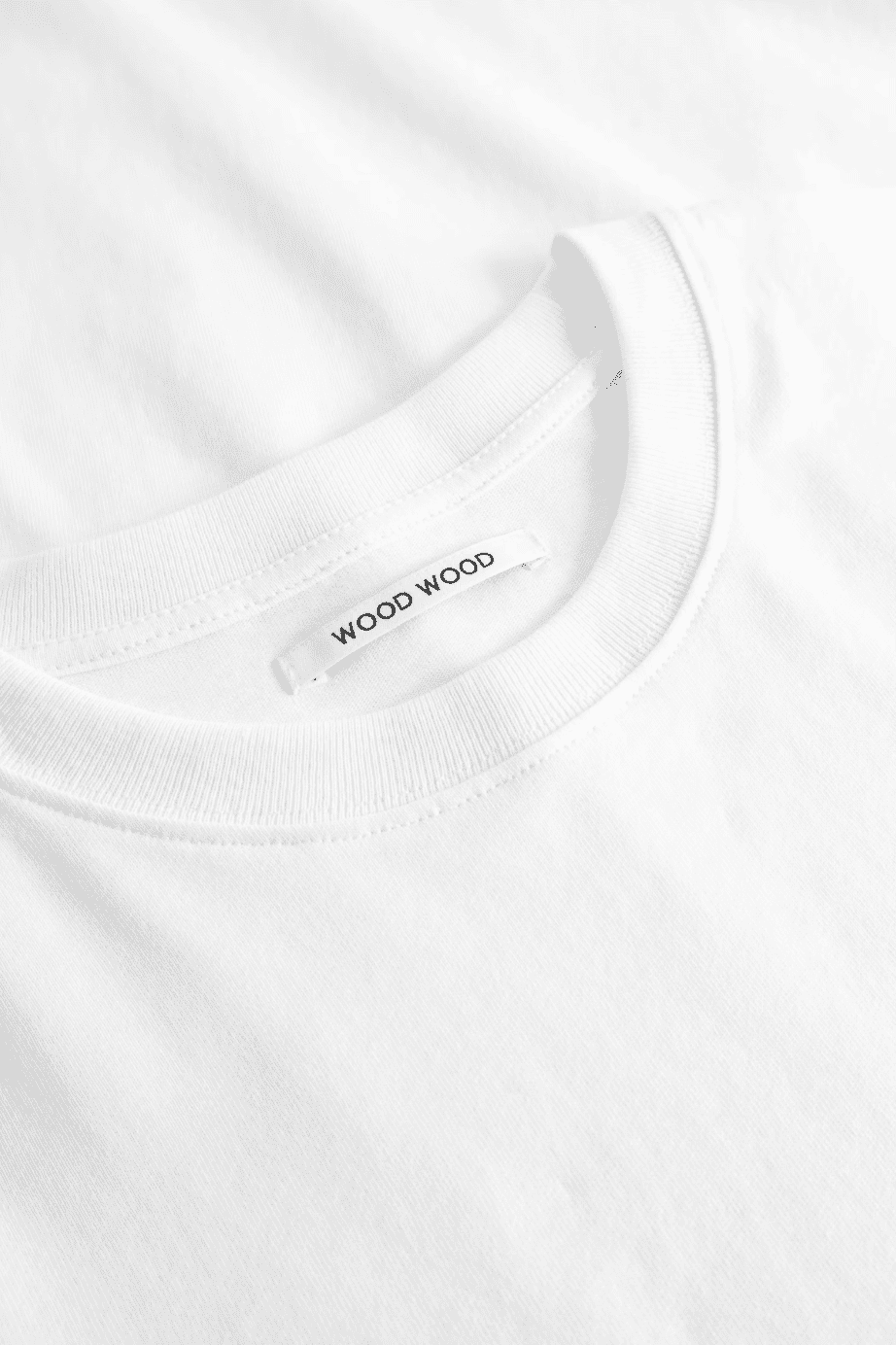 camiseta WWEssential bright white