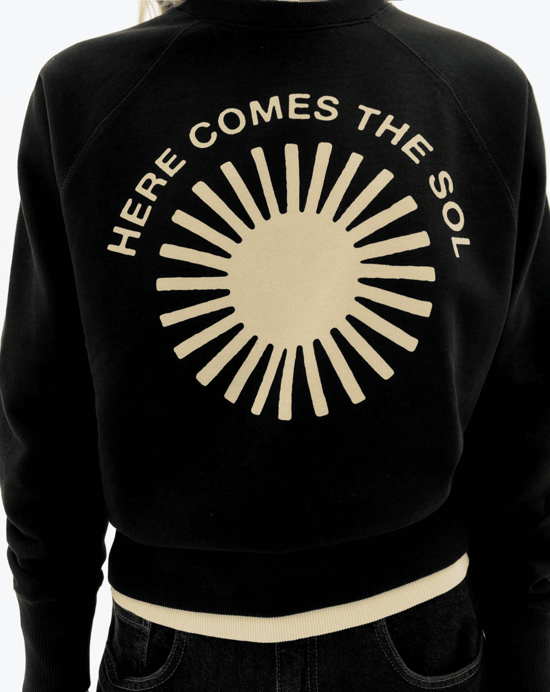 Sudadera negra retro sol