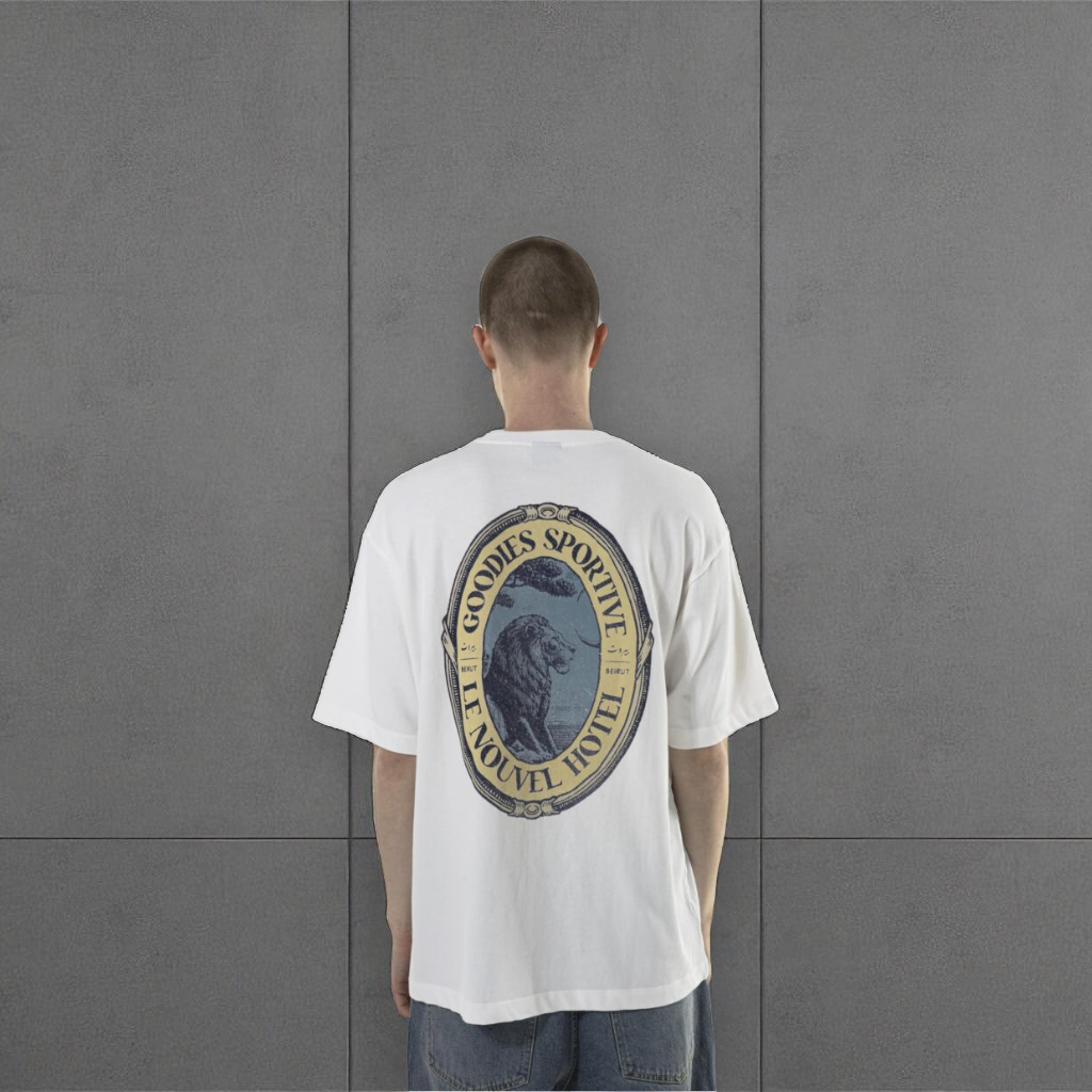 Camiseta Le nouvel hotel