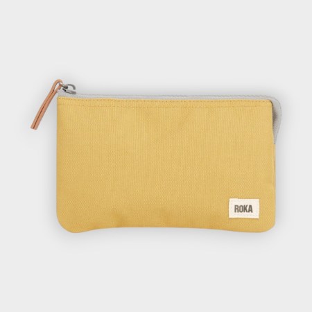 Roka – Cartera Carnaby Flax Recycled Canvas Medium