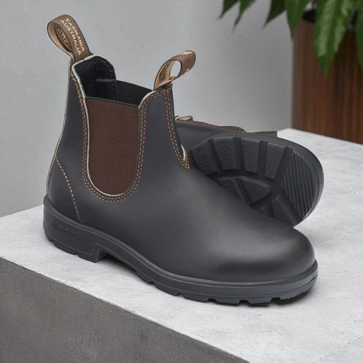 Blundstone Chelsea brown leather