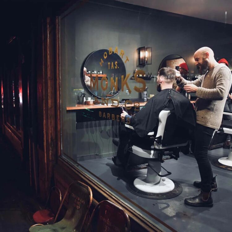 Blundstone Chelsea brown leather