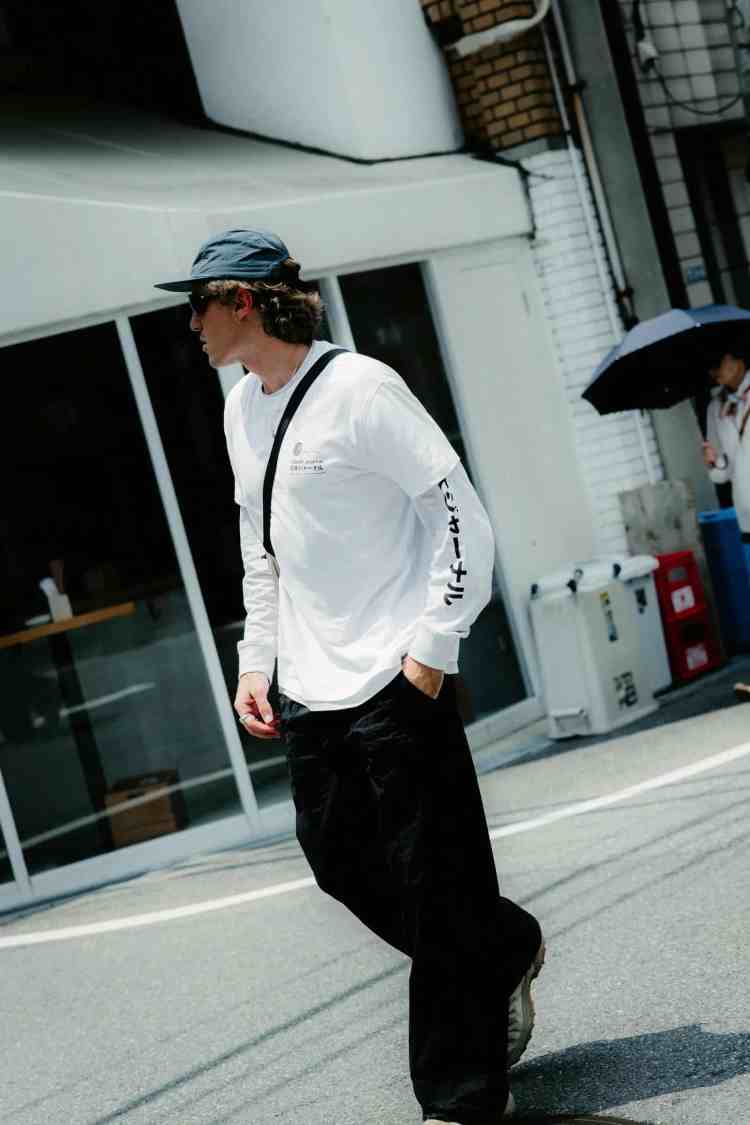 Camiseta Road blanca