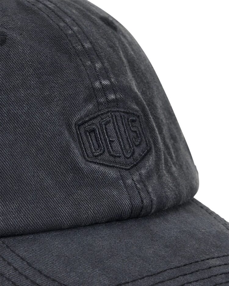 Gorra Deus Shield black