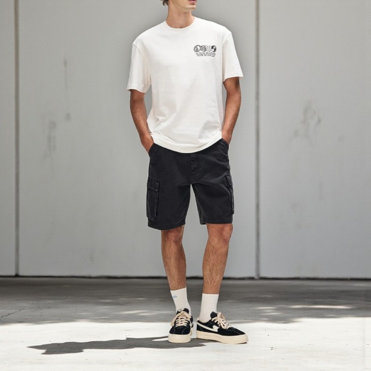 Camiseta Deus Labyrinth white