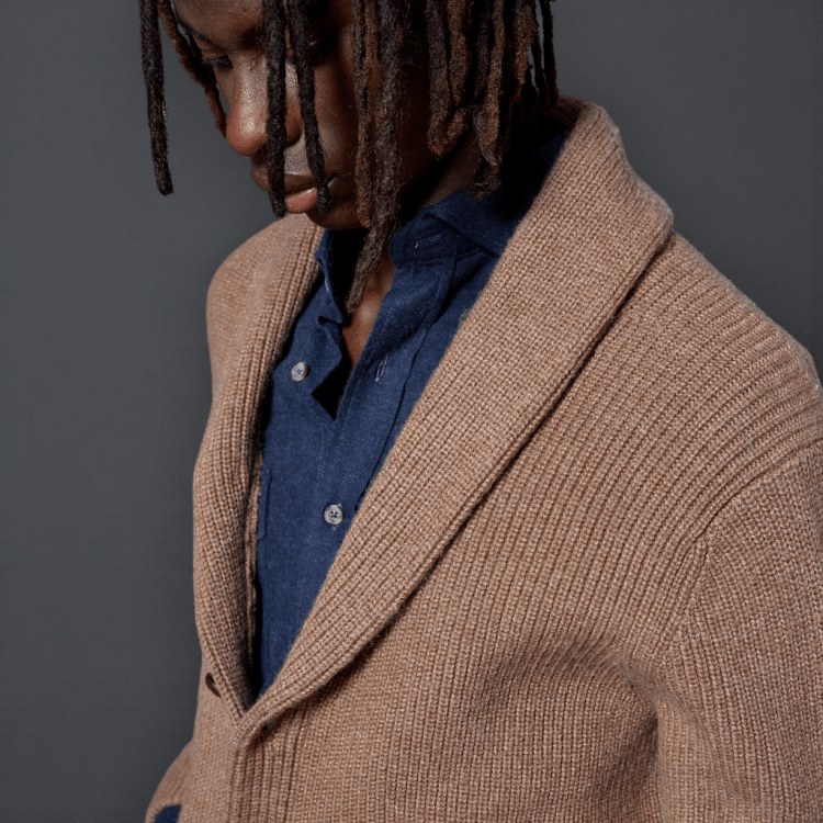 Cárdigan Harry’s Cuello smoking