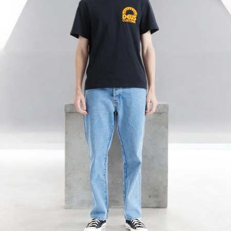 Camiseta Deus Melodies antracita