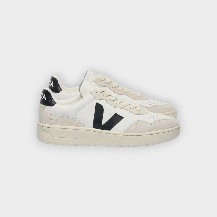 Veja V-90 white black