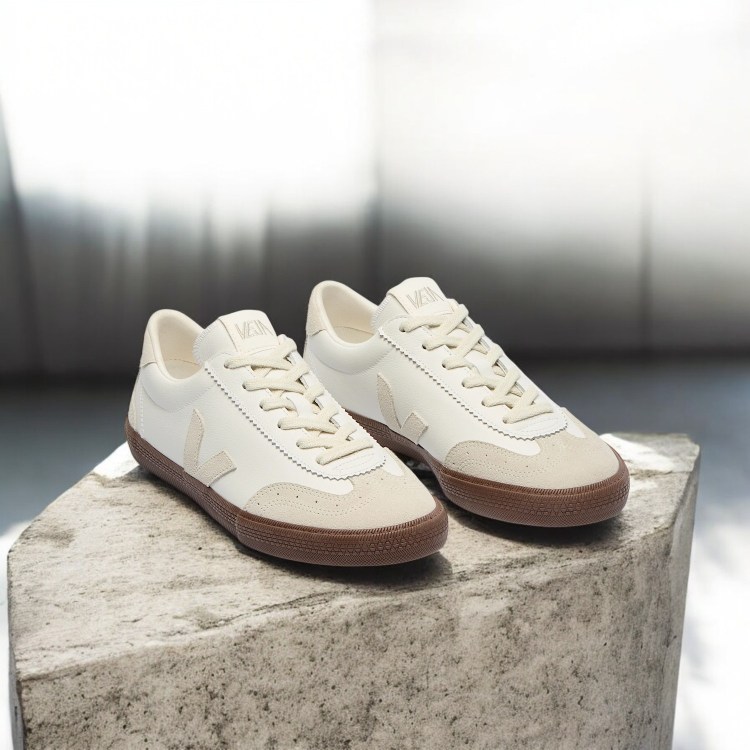 Veja Volley leather natural