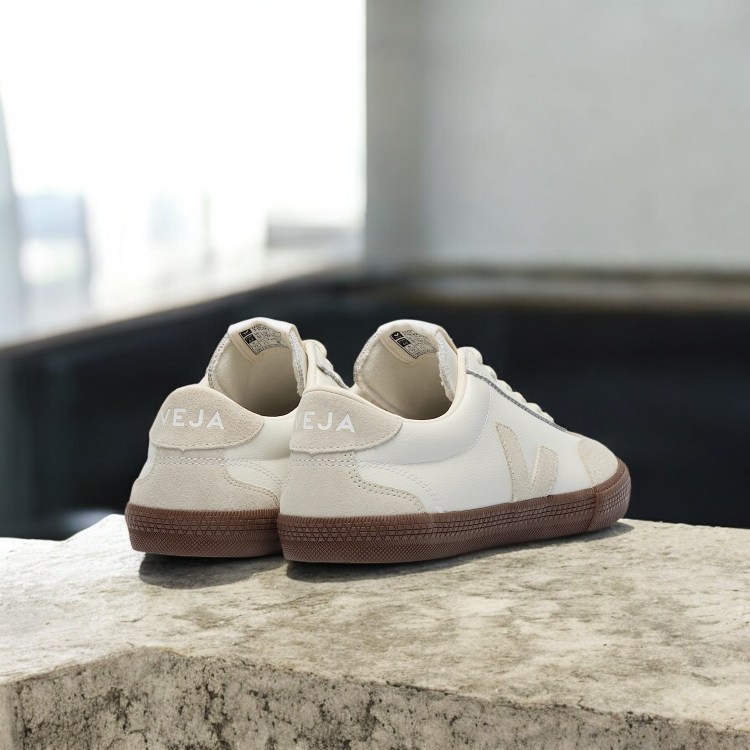 Veja Volley leather natural