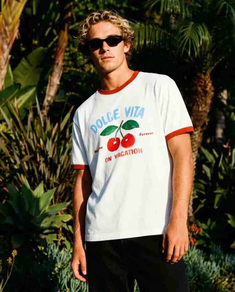 camiseta On Vacation Cherry