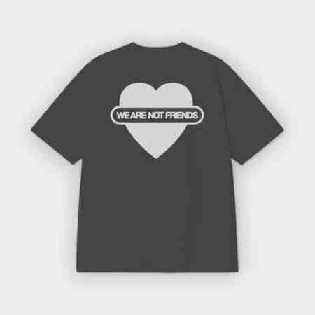 We Are Not Friends – Camiseta Boxy Union Love Antra