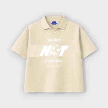 We Are Not Friends – Camiseta Boxy World Play