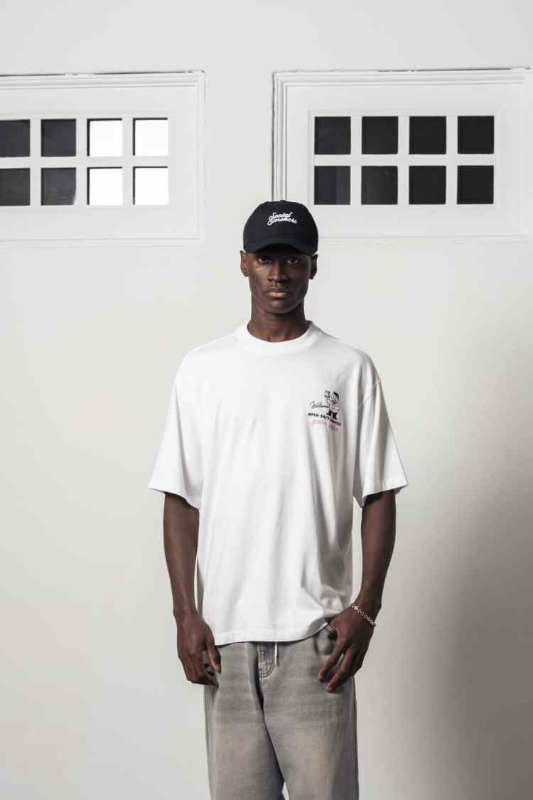 Camiseta Sand store white