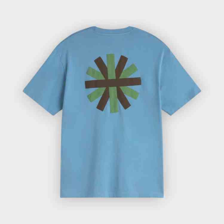 Camiseta azul patched sol