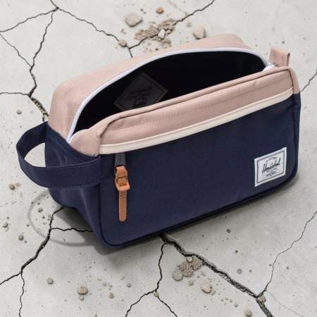 Neceser Herschel 3L peacoat