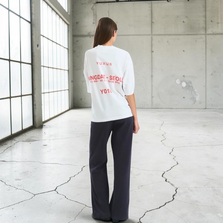 Camiseta acorn Hongdae white