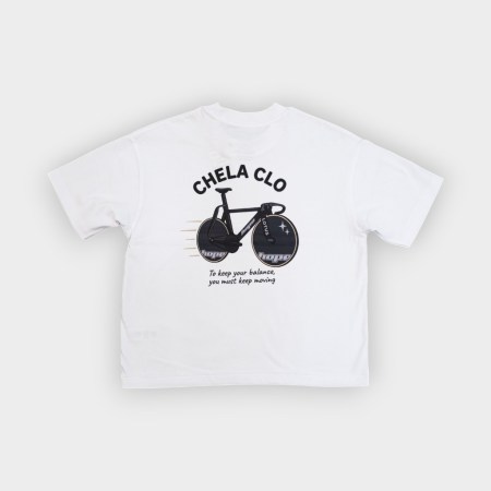 Chela Clo – Camiseta Keep Your Balance White