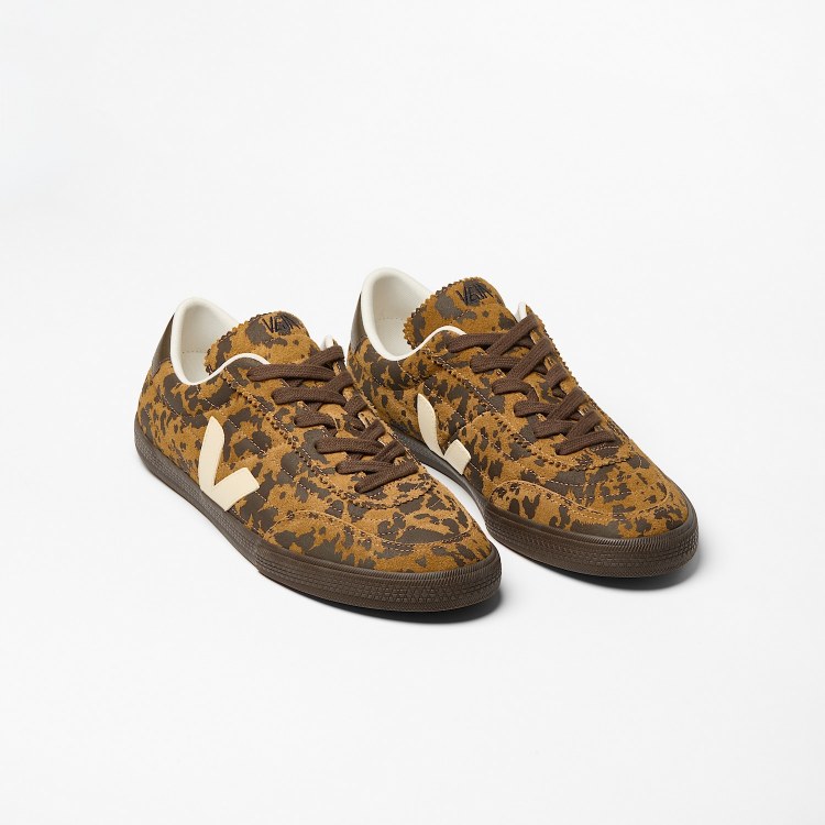Veja – Zapatillas Panenka Suede Camel Wild Country – foto 3