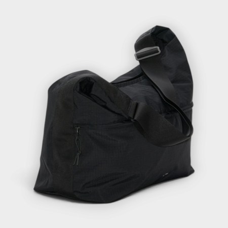Sandqvist GRID Shoulder Bag Black – lateral