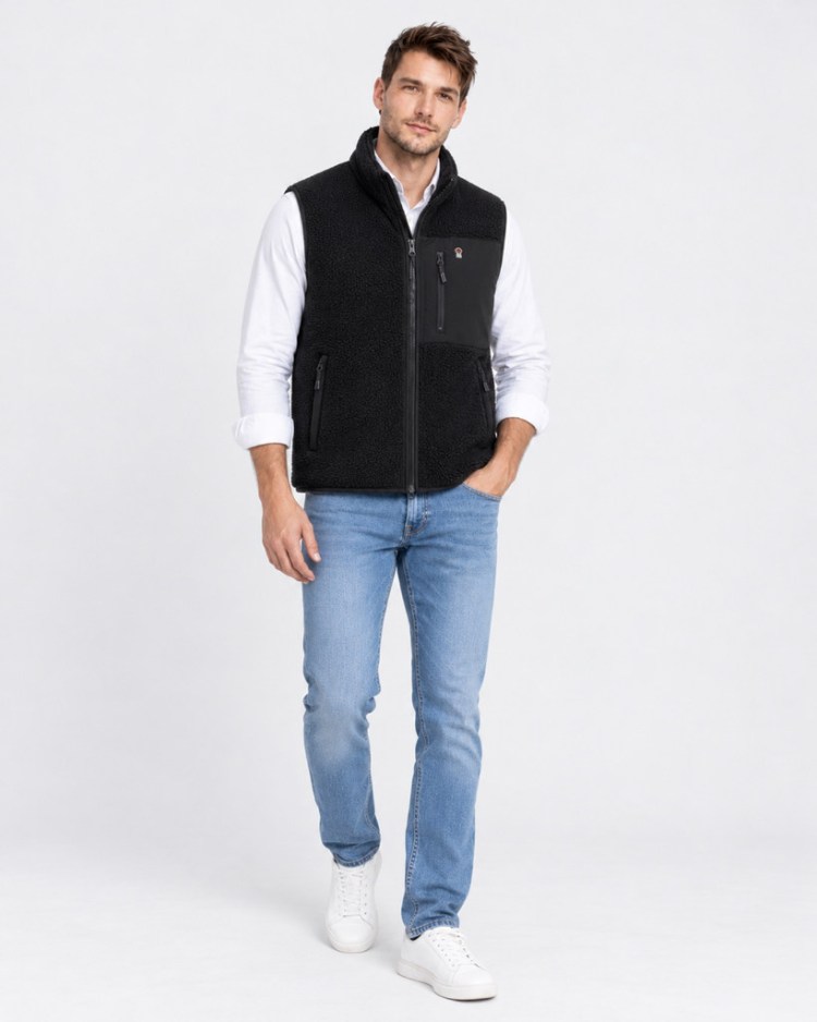 Blueblue Chihuahua Chaleco Sherpa Negro - foto con modelo